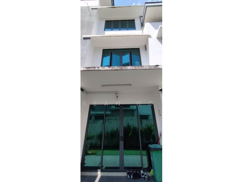 Semi-Detached House for Sale in Kajang (Selangor) - Azira Ahmad - Exterior - PropertyGuru.com.my