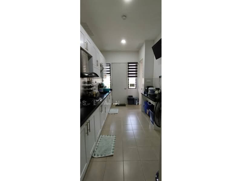 Semi-Detached House for Sale in Kajang (Selangor) - Azira Ahmad - Kitchen - PropertyGuru.com.my