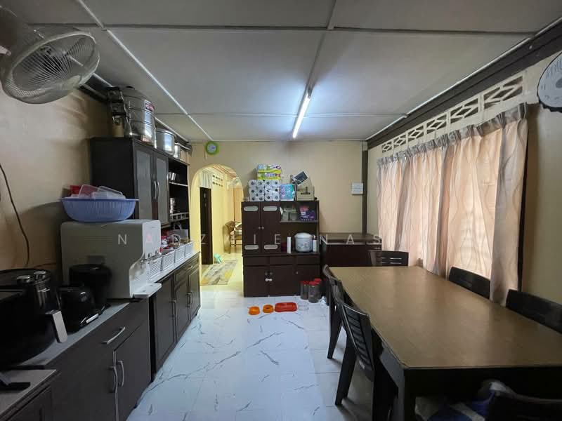 Bungalow for Sale in Ampang (Selangor) - Nadzmie Nasir - Kitchen - PropertyGuru.com.my