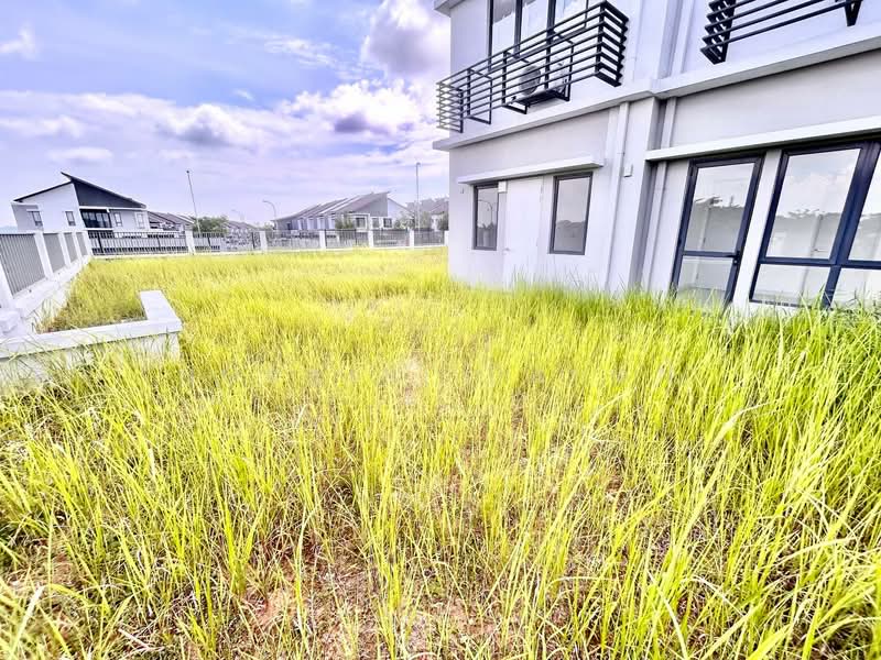 Semi-Detached House for Sale in Sungai Buloh (Selangor) - Noraini Dahan - Exterior - PropertyGuru.com.my