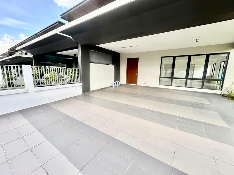 Semi-Detached House for Sale in Sungai Buloh (Selangor) - Noraini Dahan - Exterior - PropertyGuru.com.my