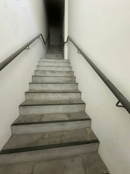 Warehouse for Rent in Kuching (Sarawak) - Jeno Tan - Interior - PropertyGuru.com.my