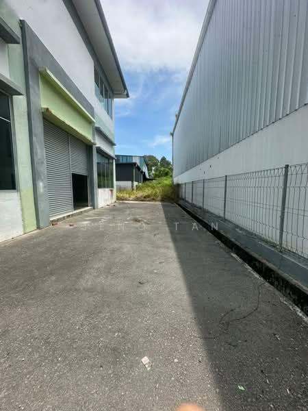 Warehouse for Rent in Kuching (Sarawak) - Jeno Tan - Exterior - PropertyGuru.com.my