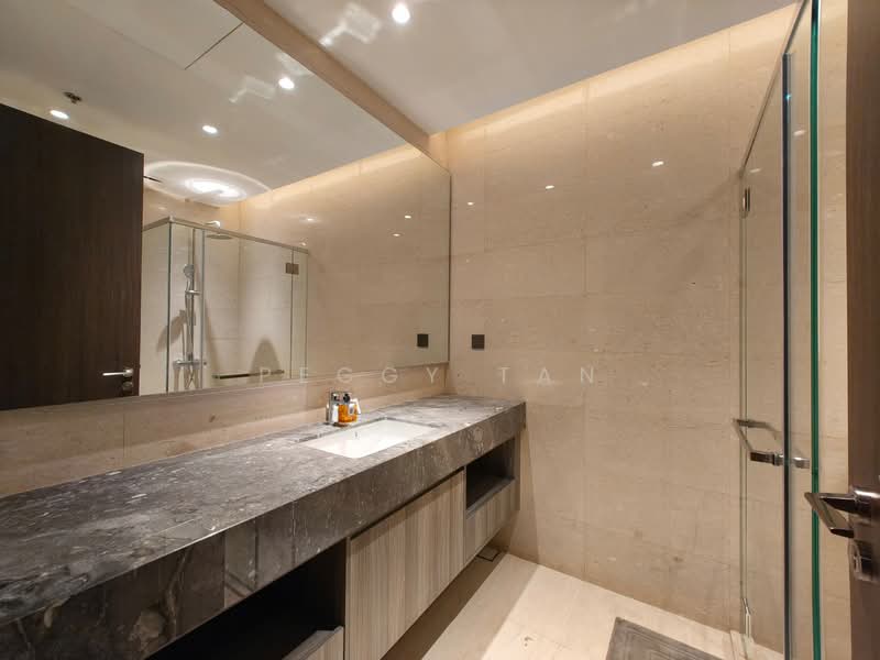 Servis Apartment untuk Disewa di Marriott Residence @ Gurney - Peggy Tan - Bathroom - PropertyGuru.com.my