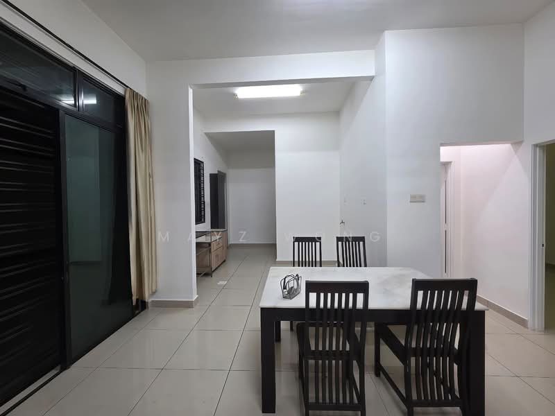 Cluster House for Sale in Taman Mutiara Mas (Skudai) - Mayz Wong - Dining Room - PropertyGuru.com.my