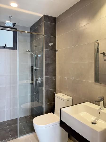 Service Residence for Rent at Sunway Belfield - Kim Ling - Master Bathroom - PropertyGuru.com.my