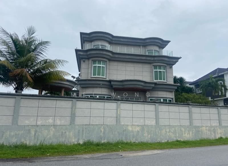 Rumah Banglo untuk Disewa di Bandar Mahkota Cheras (Cheras) - Mel Wong - Exterior - PropertyGuru.com.my