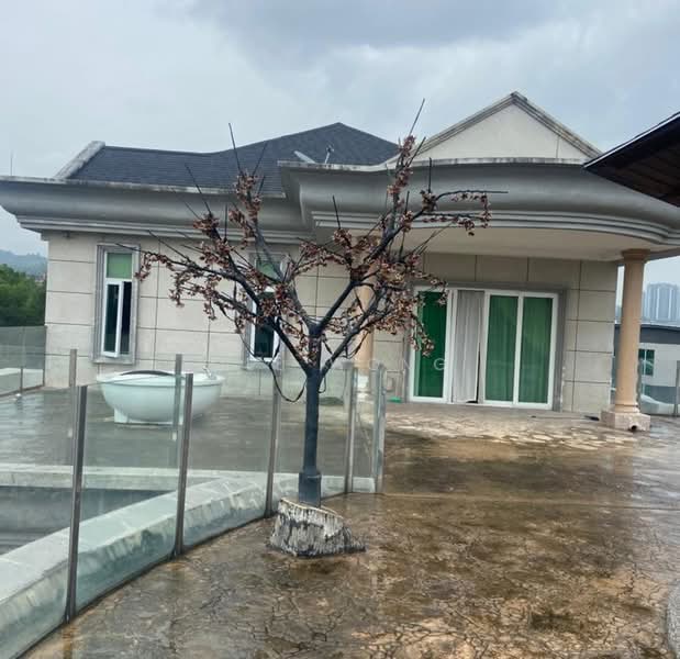 Rumah Banglo untuk Disewa di Bandar Mahkota Cheras (Cheras) - Mel Wong - Exterior - PropertyGuru.com.my