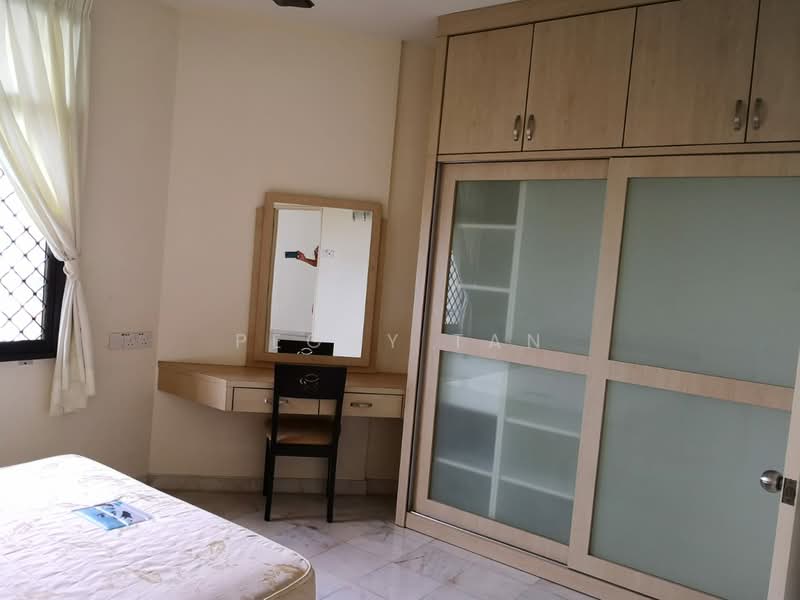 Kondominium untuk Disewa di Diamond Villa Condominium - Peggy Tan - Bedroom - PropertyGuru.com.my