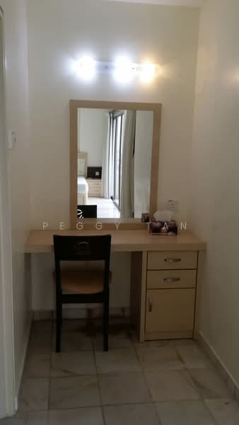Kondominium untuk Disewa di Diamond Villa Condominium - Peggy Tan - Bedroom - PropertyGuru.com.my