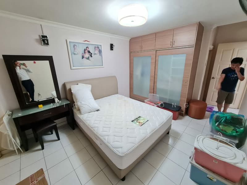 Townhouse for Sale in Batu Caves (Selangor) - Michael Siong - Bedroom - PropertyGuru.com.my