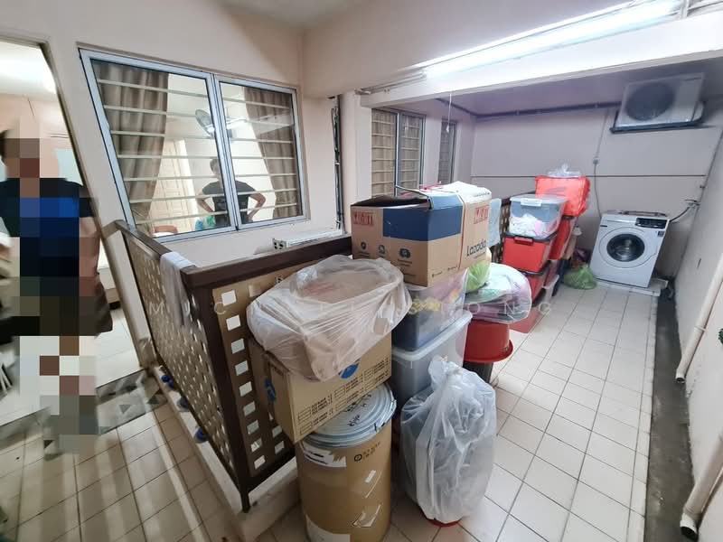 Townhouse for Sale in Batu Caves (Selangor) - Michael Siong - Balcony - PropertyGuru.com.my