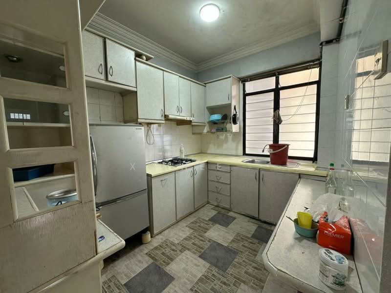 Kondominium untuk Disewa di Sunny Ville Condominium - Xinnee . - Kitchen - PropertyGuru.com.my