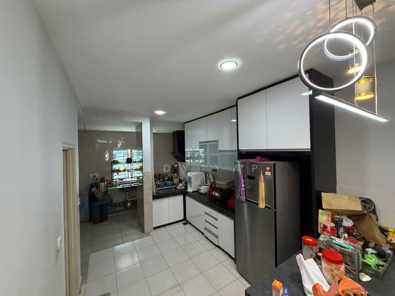 2-storey Terraced House for Sale in Rawang (Selangor) - Andy Yap - Kitchen - PropertyGuru.com.my