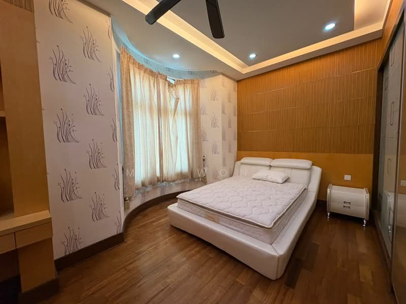 Rumah Banglo untuk Dijual di Bandar Mahkota Cheras (Cheras) - Mel Wong - Bedroom - PropertyGuru.com.my