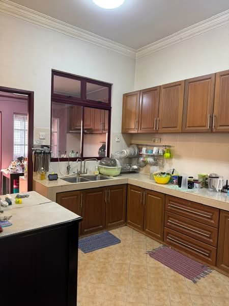 Semi-Detached House for Sale in Petaling Jaya (Selangor) - Shirley Ng - Kitchen - PropertyGuru.com.my