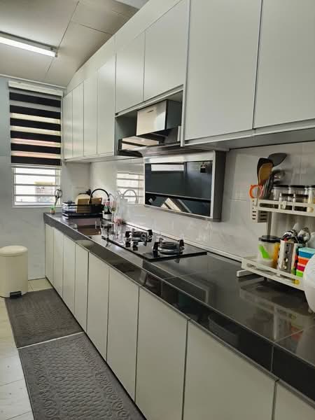 Rumah Teres 1 Tingkat untuk Dijual di Bandar Sri Sendayan (Negeri Sembilan) - Hasliza Hassan - Kitchen - PropertyGuru.com.my