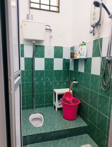 Rumah Teres 1 Tingkat untuk Dijual di Bandar Sri Sendayan (Negeri Sembilan) - Hasliza Hassan - Bathroom - PropertyGuru.com.my