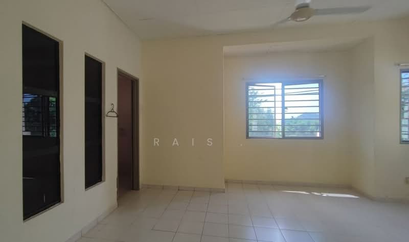 2-storey Terraced House for Sale in Sungai Buloh (Selangor) - RAIS . - Interior - PropertyGuru.com.my