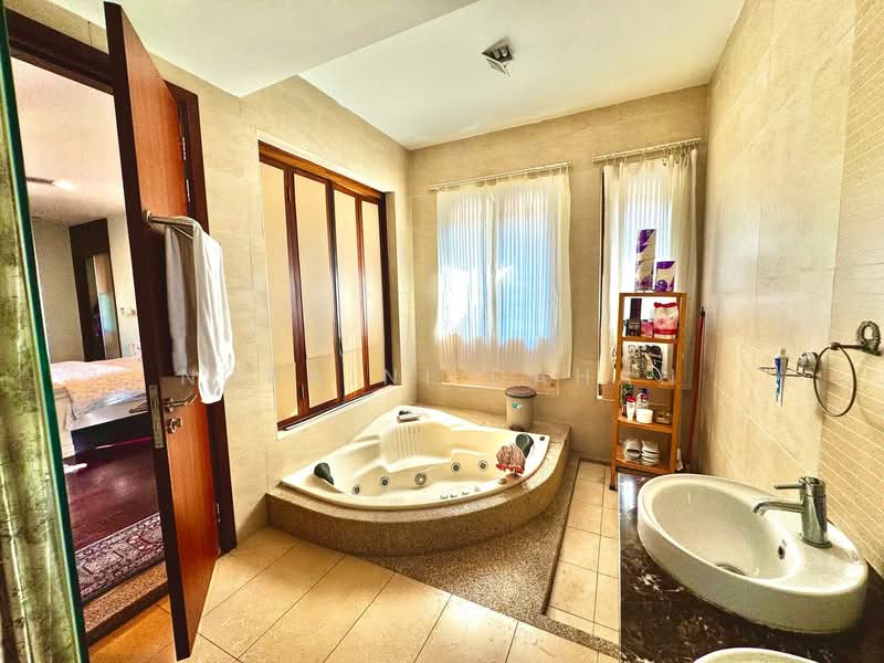 Semi-Detached House for Sale in Bukit Jelutong (Shah Alam) - Noraini Dahan - PropertyGuru.com.my