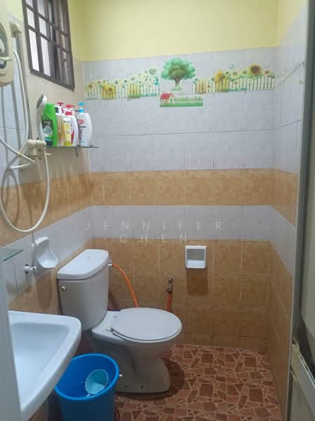 1-storey Terraced House for Sale in Taman Dato Demang (Seri Kembangan) - Jennifer Chen - PropertyGuru.com.my