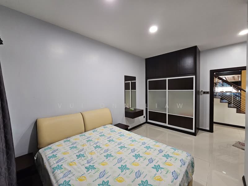 Semi-Detached House for Sale in Kota Kinabalu (Sabah) - Vui Onn Liaw - Bedroom - PropertyGuru.com.my