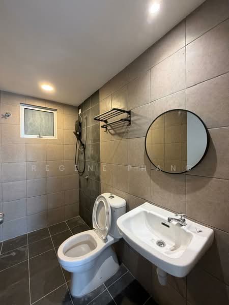 Condominium for Rent at Residensi Dutamas Dahlia - Regene Phang - Bathroom - PropertyGuru.com.my