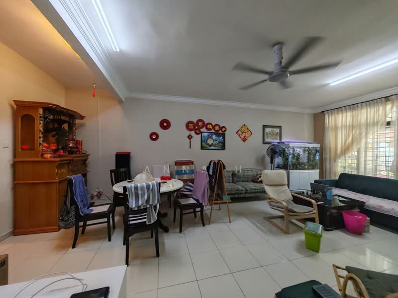 Rumah Teres 2 Tingkat untuk Dijual di Ampang Saujana (Ampang) - Anna H - Living Room - PropertyGuru.com.my