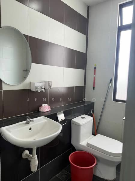 Pangsapuri untuk Dijual di Austin Regency (Pangsapuri Austin Perdana) - Jensen Goh - Bathroom - PropertyGuru.com.my