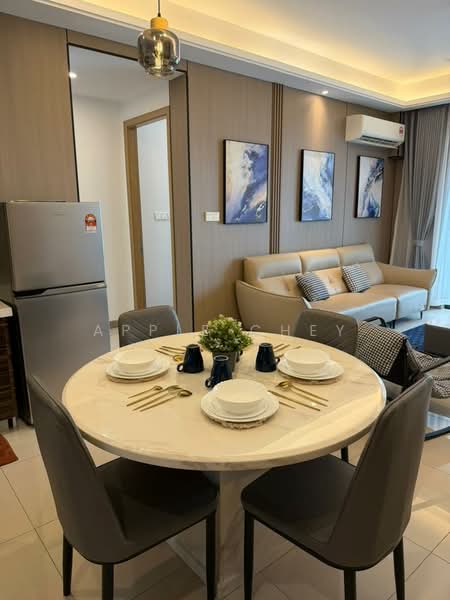 Kondominium untuk Disewa di R&F Princess Cove Phase 2-Seine Region - Apple Chey - Dining Room - PropertyGuru.com.my