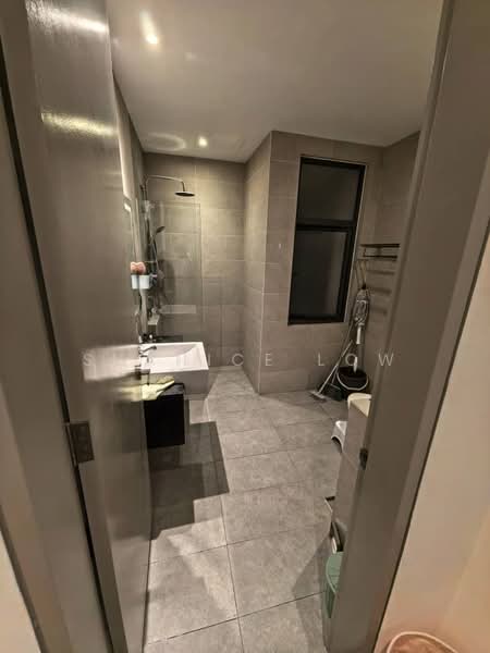 Rumah Teres 2 Tingkat untuk Dijual di Puchong (Selangor) - Shanice Low - Bathroom - PropertyGuru.com.my