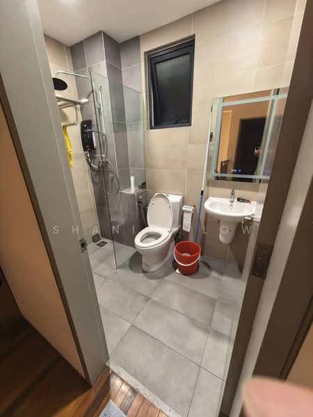 Rumah Teres 2 Tingkat untuk Dijual di Puchong (Selangor) - Shanice Low - Bathroom - PropertyGuru.com.my
