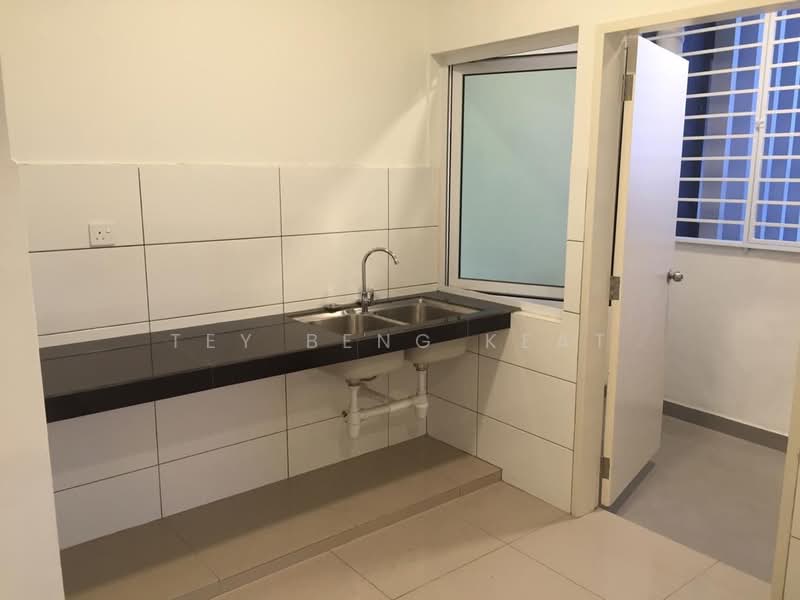 Condominium for Rent at The Holmes 1 - Tey Beng Keat - Kitchen - PropertyGuru.com.my