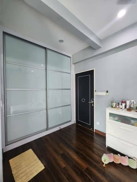 Kondominium untuk Dijual di Elit Heights @ Bayan City - Simon Ooi - Bedroom - PropertyGuru.com.my
