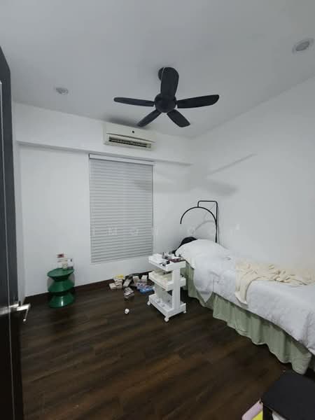 Kondominium untuk Dijual di Elit Heights @ Bayan City - Simon Ooi - Bedroom - PropertyGuru.com.my