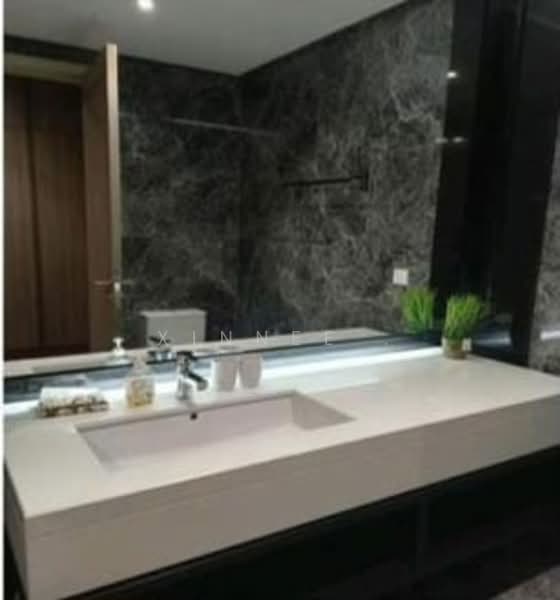 Servis Apartment untuk Disewa di Straits Residences - Xinnee . - Bathroom - PropertyGuru.com.my