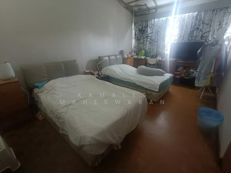 Rumah Banglo untuk Dijual di Taman Bukit Pantai (Bangsar) - Kamales Maheswaran - Bedroom - PropertyGuru.com.my