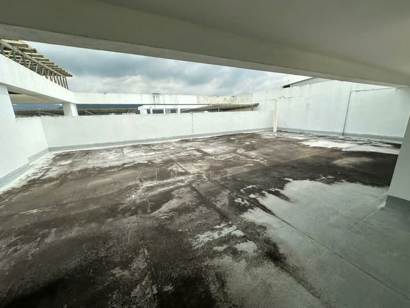 Service Residence for Rent at Summerton - Xinnee . - Roof - PropertyGuru.com.my