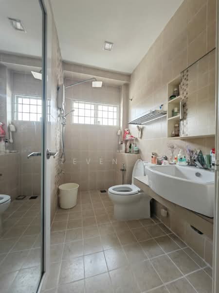 Rumah Teres 2 Tingkat untuk Disewa di Rawang Perdana 2 (Rawang) - Steven Lee - Bathroom - PropertyGuru.com.my