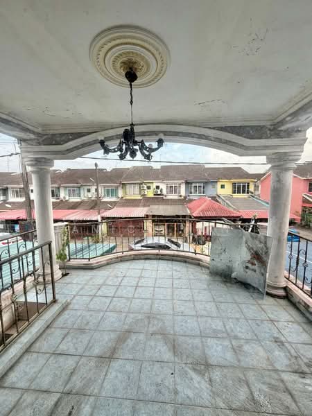 2-storey Terraced House for Sale in Taman Cahaya Masai (Pasir Gudang) - Janice Yong - Balcony - PropertyGuru.com.my