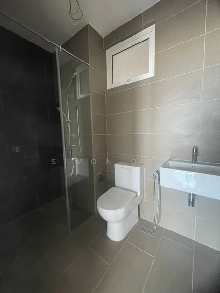 Kondominium untuk Dijual di Setia Sky Ville - Simon Ooi - Bathroom - PropertyGuru.com.my