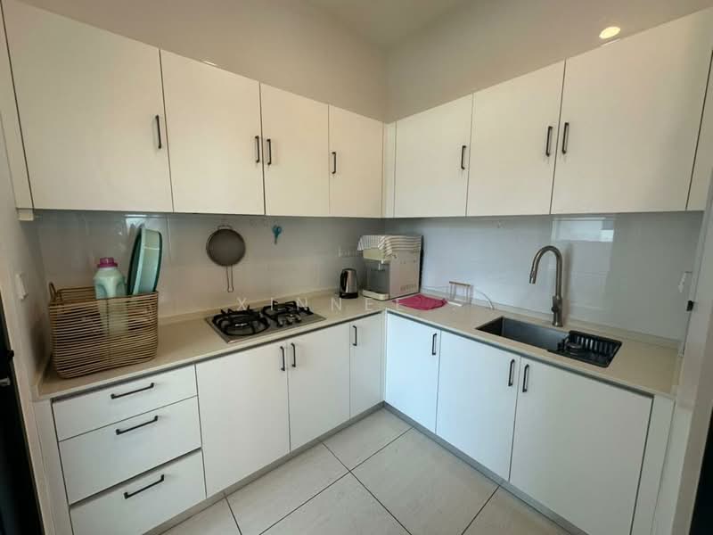 Condominium for Rent at Queens Residences Q2 @ Queens Waterfront - Xinnee . - Kitchen - PropertyGuru.com.my
