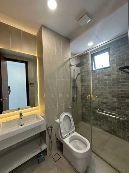 Condominium for Rent at Queens Residences Q2 @ Queens Waterfront - Xinnee . - Bathroom - PropertyGuru.com.my