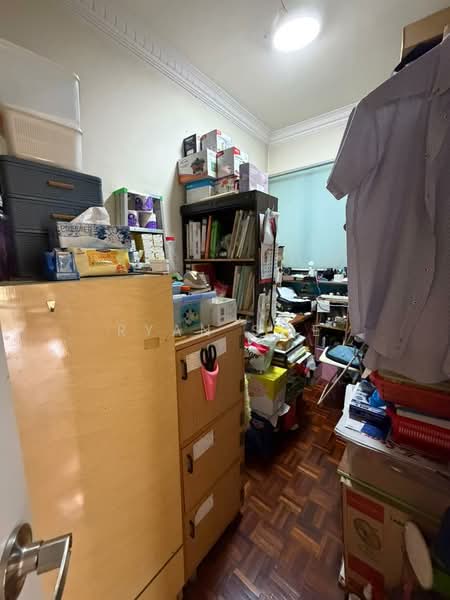 Condominium for Sale at Mutiara Oriental - Ryan Swe - Study - PropertyGuru.com.my