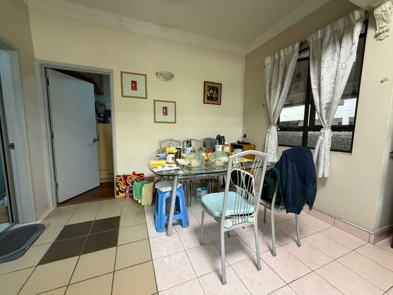 Condominium for Sale at Mutiara Oriental - Ryan Swe - Dining Room - PropertyGuru.com.my