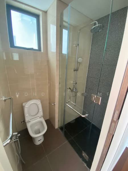 Condominium for Sale at D'Rapport - Mohd Fitri MF - Bathroom - PropertyGuru.com.my