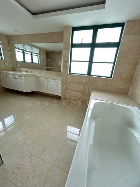 Condominium for Sale at The Straits View Condominium - Chloe Shum - Bathroom - PropertyGuru.com.my
