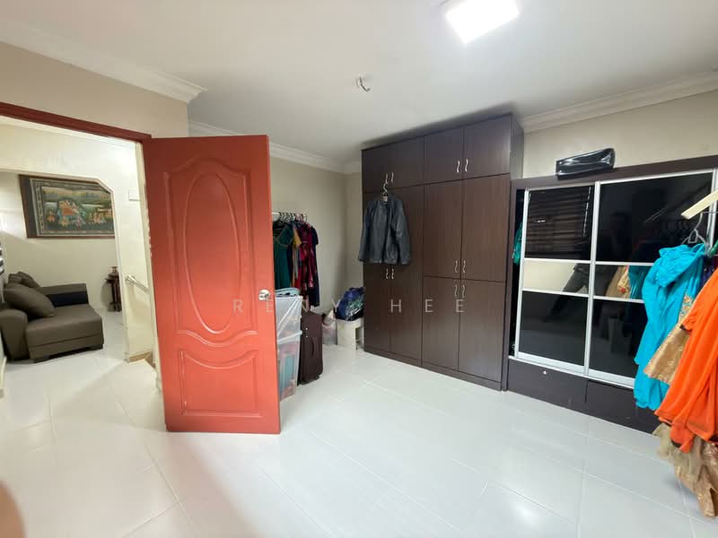 1.5-storey Terraced House for Sale in Taman Pelangi Indah (Ulu Tiram) - Reny Hee - Interior - PropertyGuru.com.my