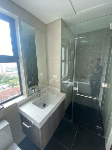 Condominium for Sale at D'Rapport - Mohd Fitri MF - Bathroom - PropertyGuru.com.my