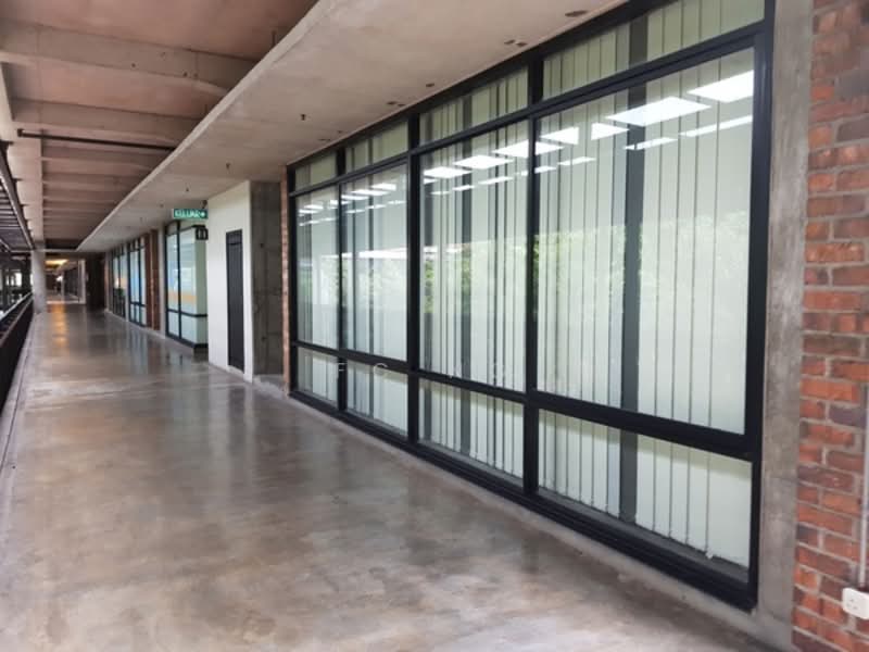 Office for Rent in PJU 8, Damansara Perdana (Petaling Jaya) - FC Ng - Corridor - PropertyGuru.com.my